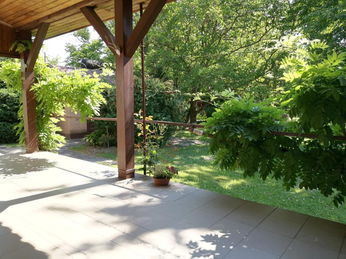 Villa Retro Ház Szántód Exterior foto